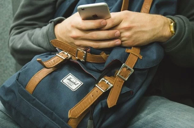 Man texting in his family group chat