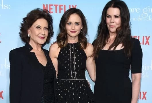 Gilmore Girls cast at a reunion event